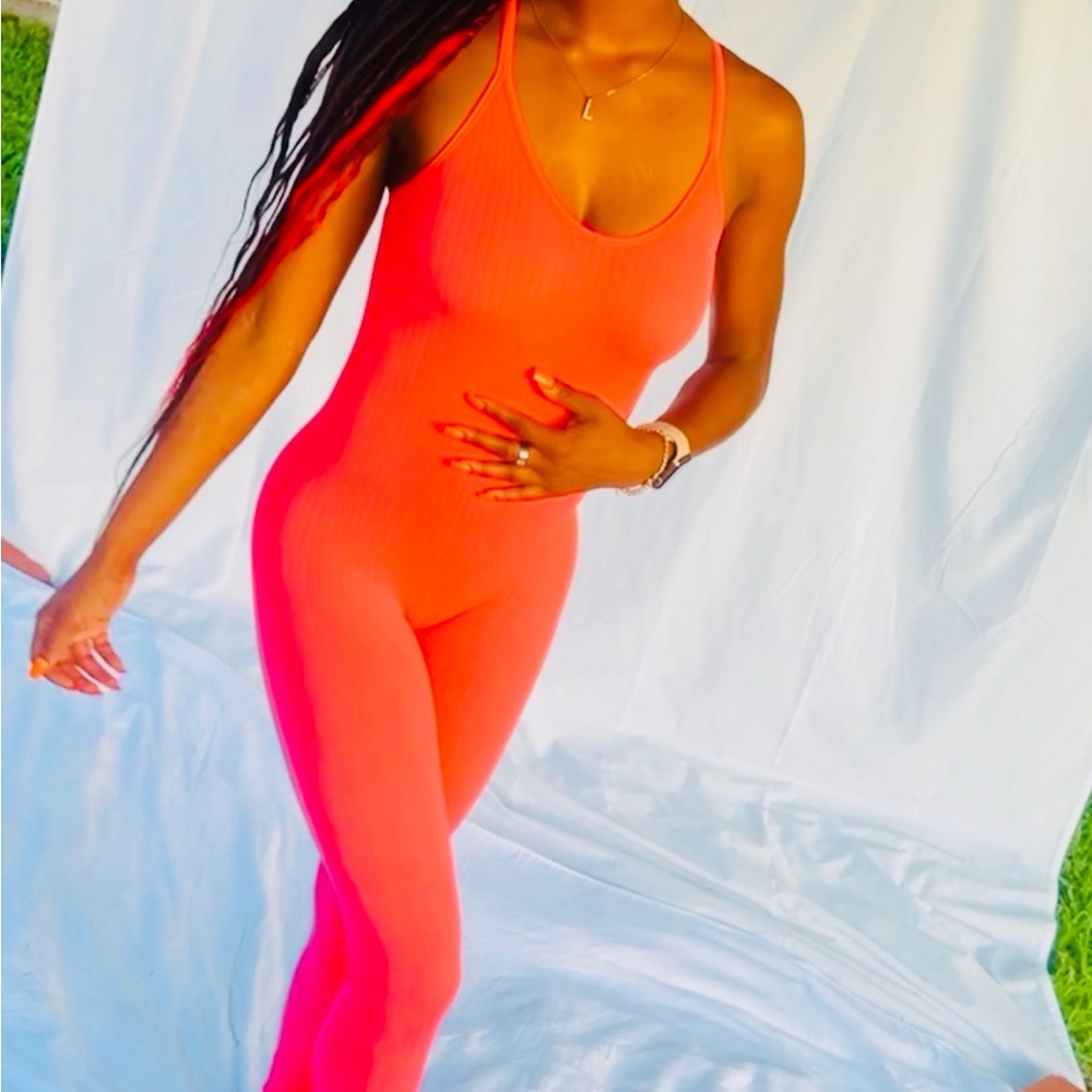 One Piece Bodycon Set🌸 - Picture 4 of 4